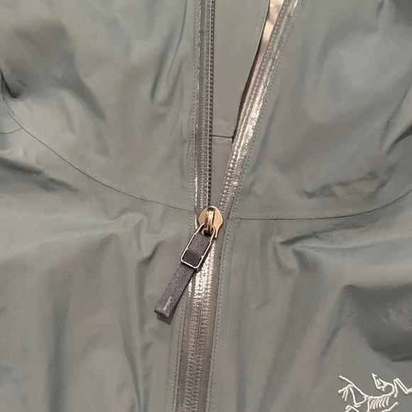 Arc'teryx Men's Zeta SL Shell jacket, large - Picture 9 of 15